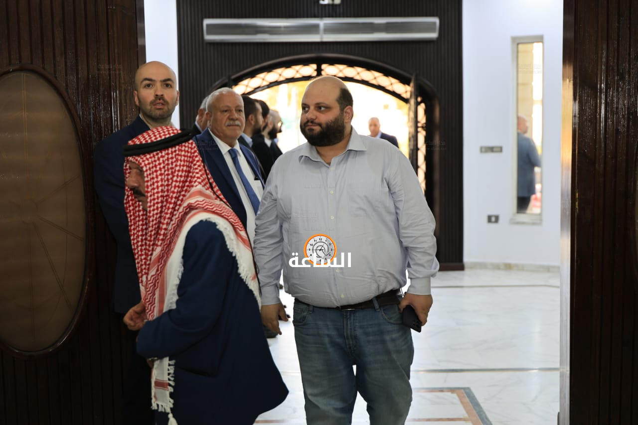 Madar Al-Saa Images 0.4860007689022664