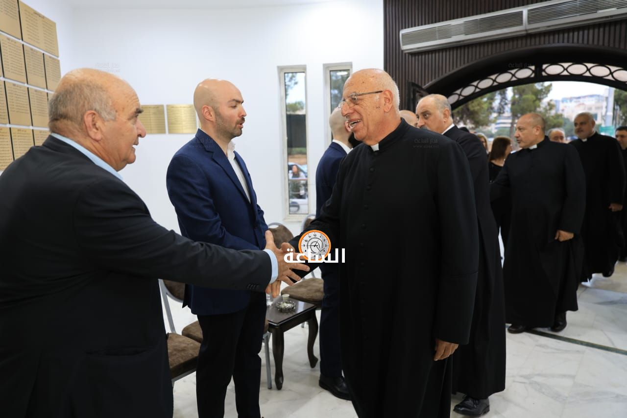 Madar Al-Saa Images 0.4534514434040976