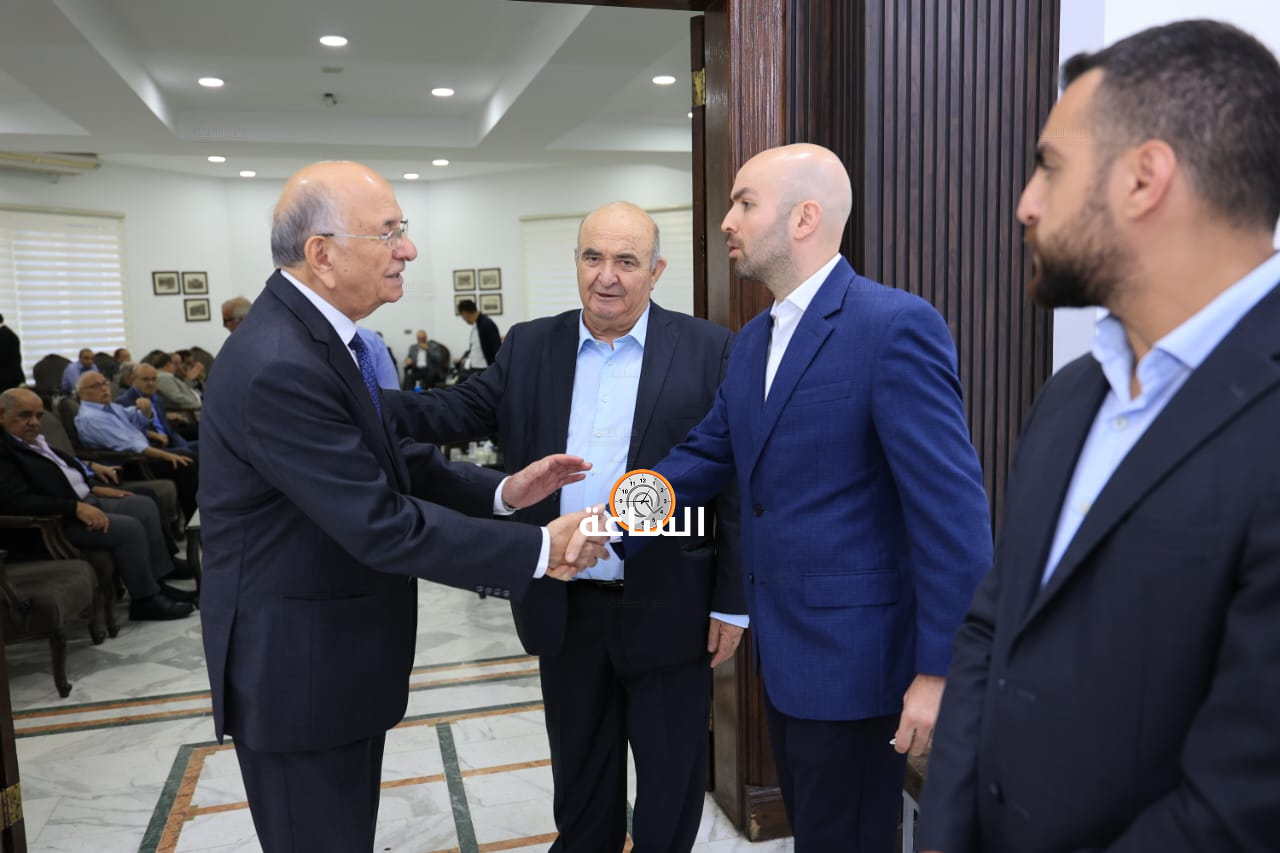 Madar Al-Saa Images 0.7225717947400987