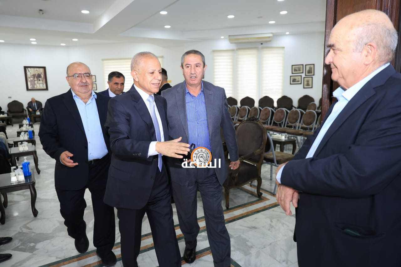 Madar Al-Saa Images 0.6305114464101265