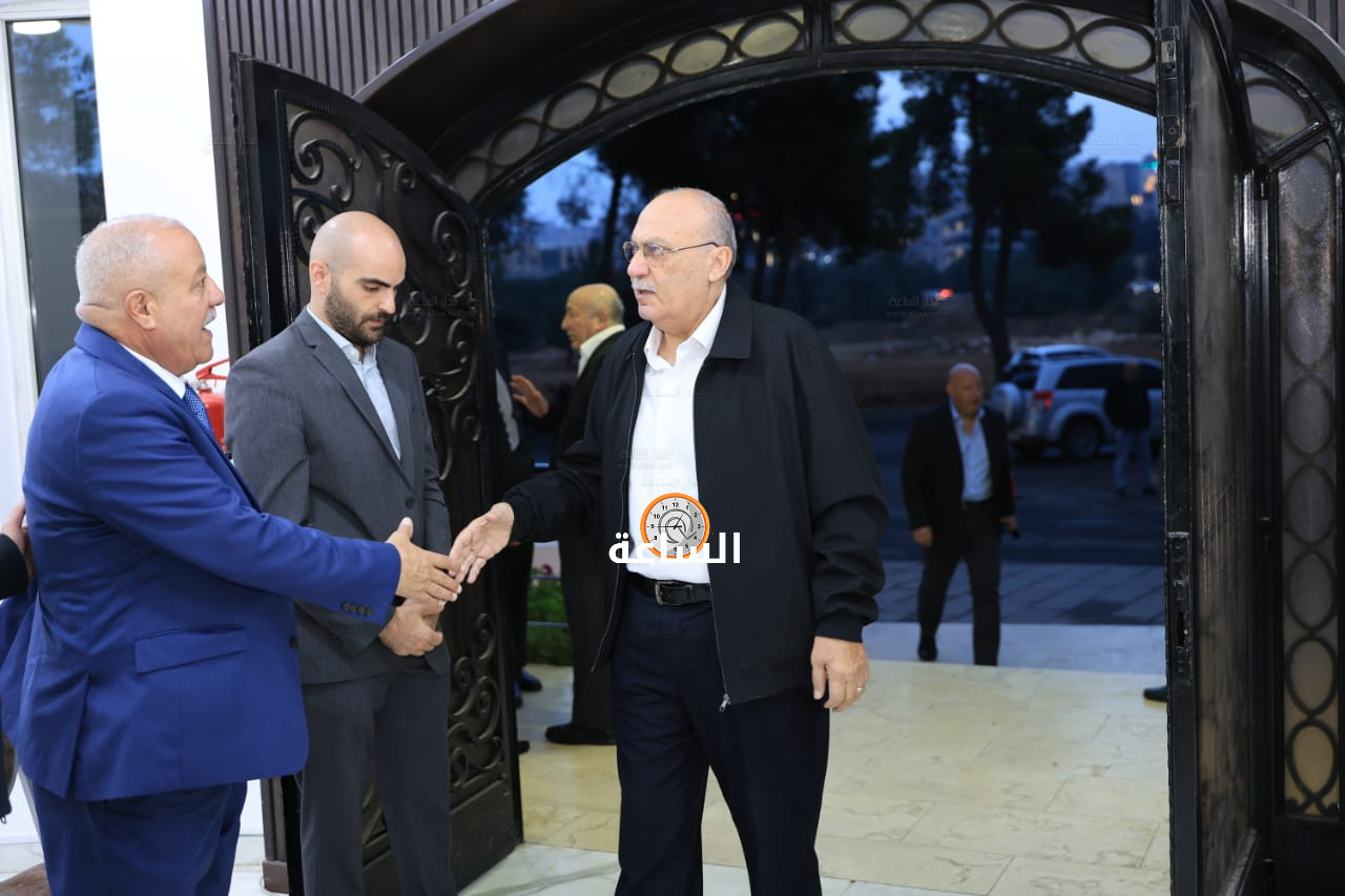 Madar Al-Saa Images 0.6077452029049931