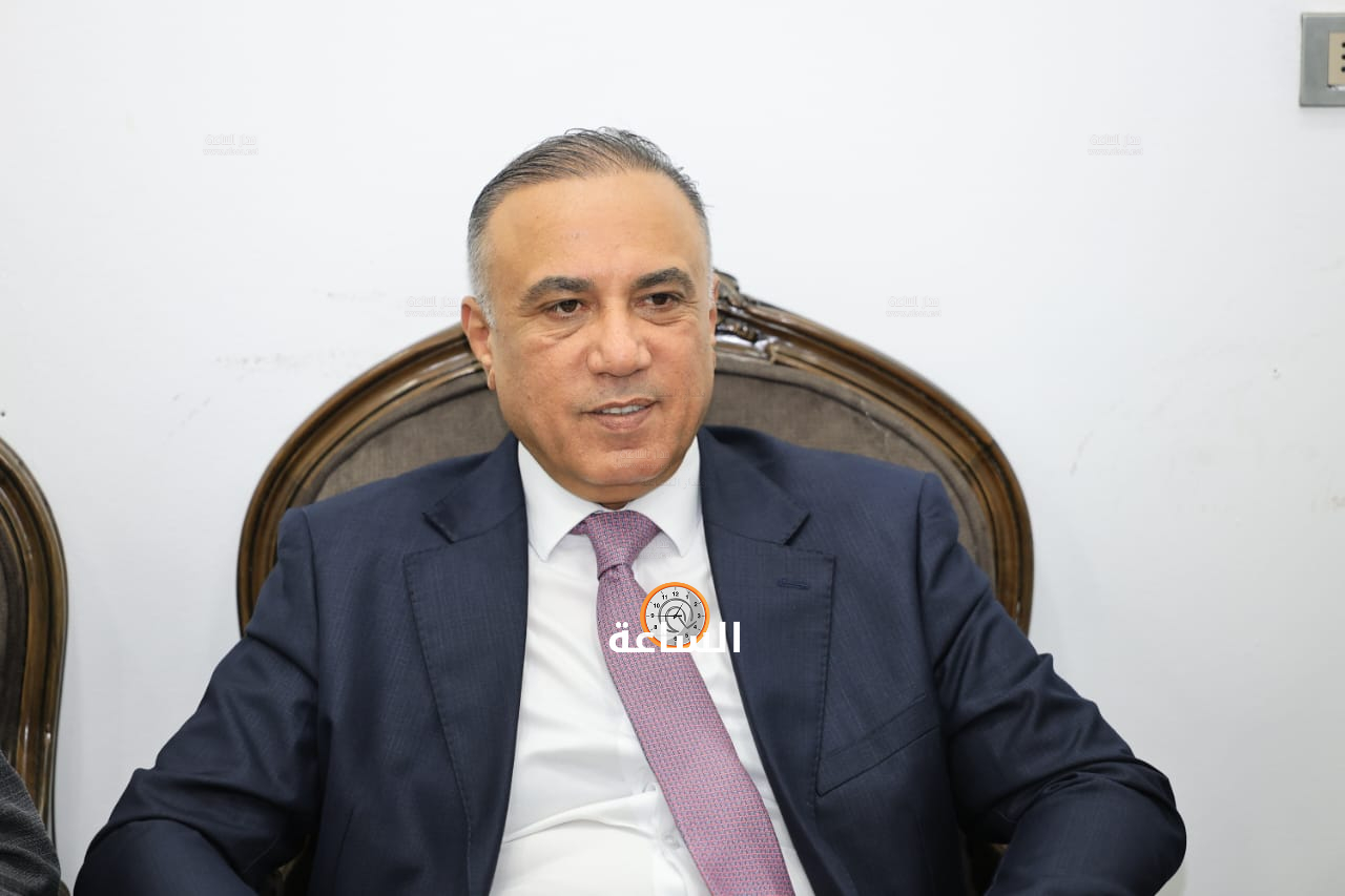Madar Al-Saa Images 0.1681326232415472
