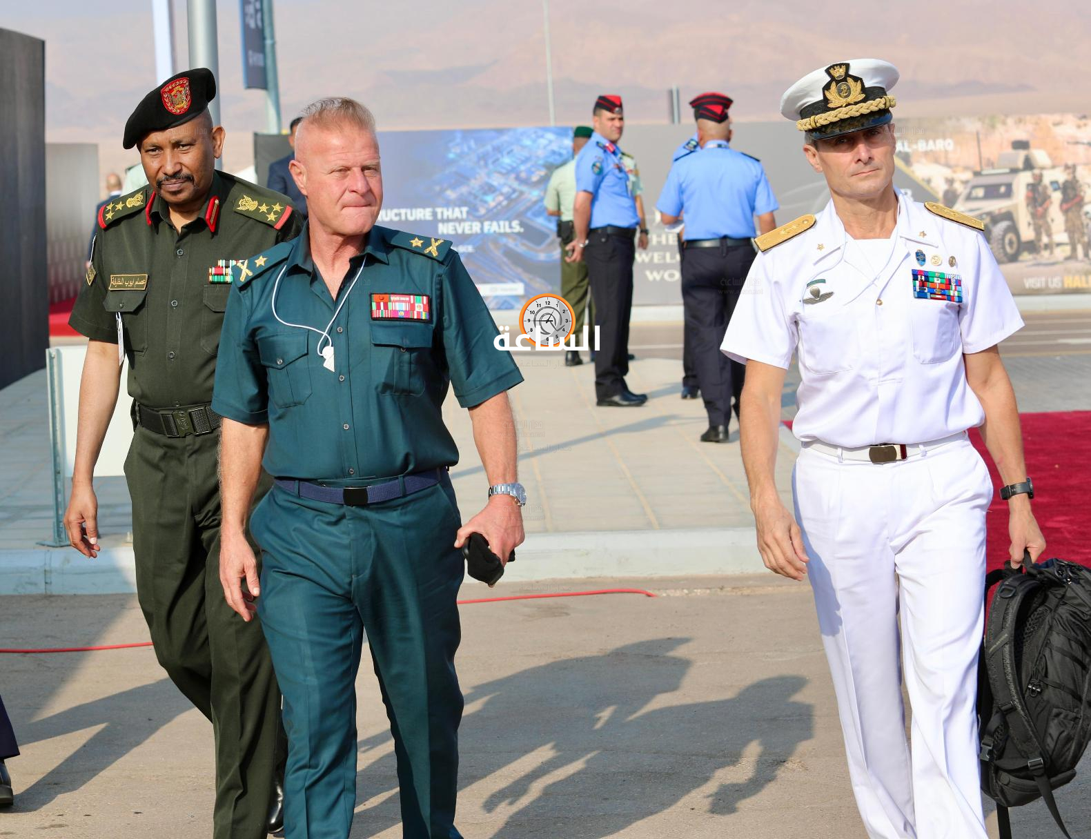 Madar Al-Saa Images 0.05171173816198904