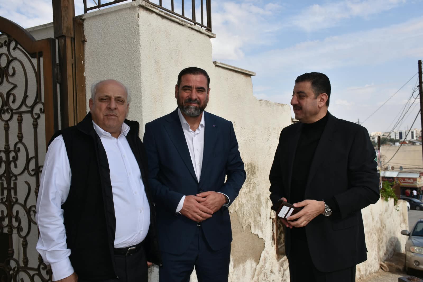 Madar Al-Saa Images 0.744421845546526