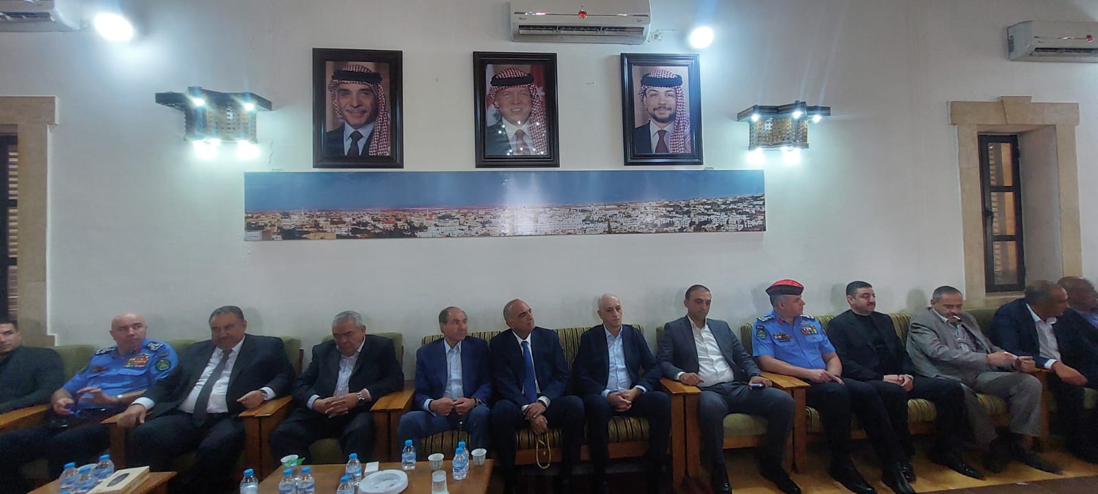Madar Al-Saa Images 0.4482125107066147
