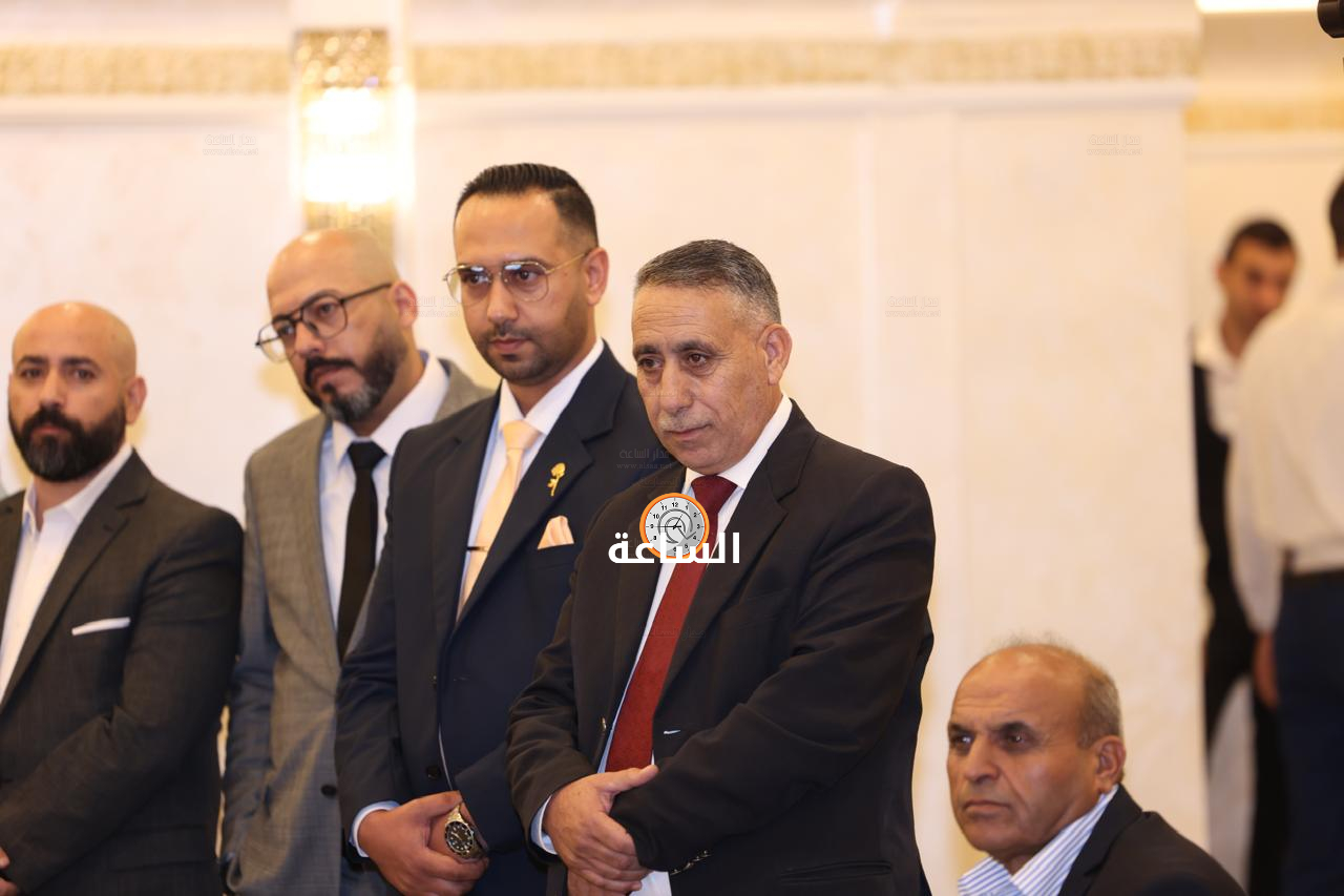 Madar Al-Saa Images 0.09417516383755786