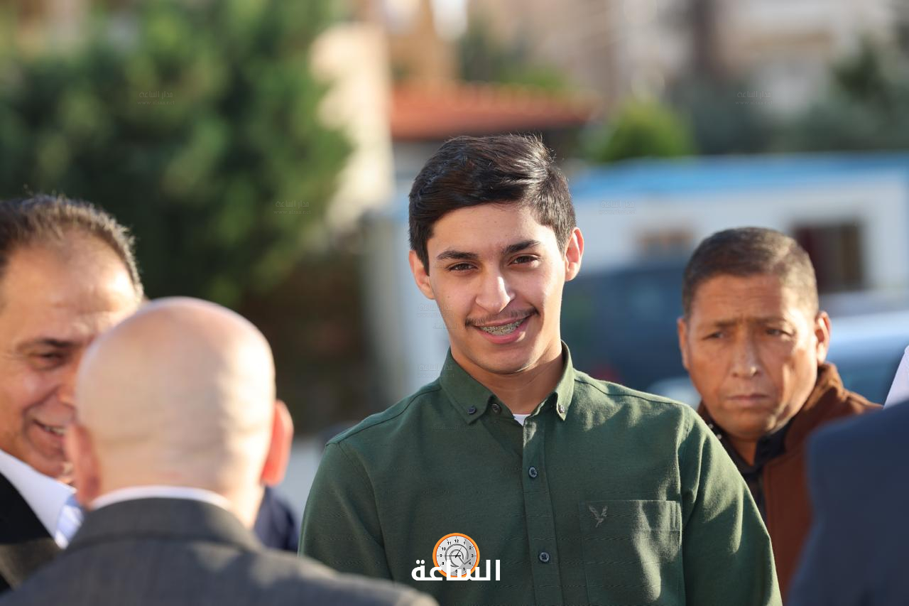 Madar Al-Saa Images 0.9987124708812557