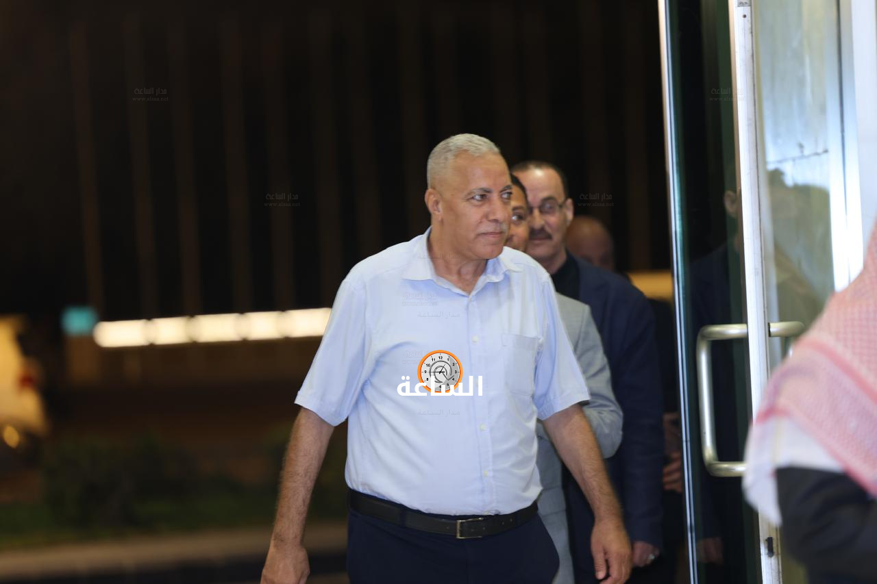 Madar Al-Saa Images 0.6456446557089438