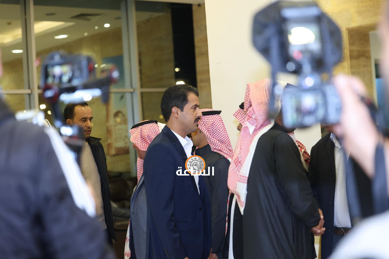 Madar Al-Saa Images 0.7647780744151049