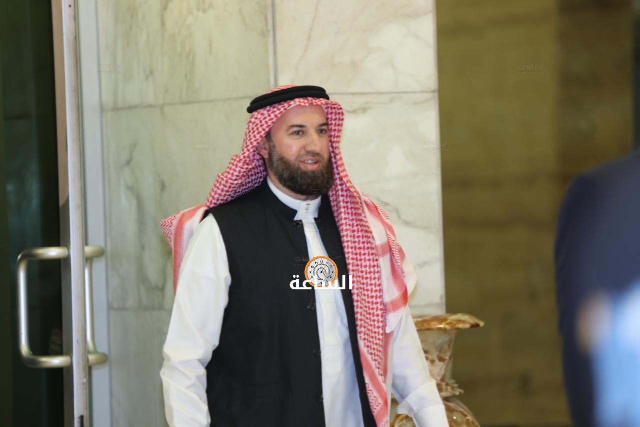 Madar Al-Saa Images 0.019350685889987007
