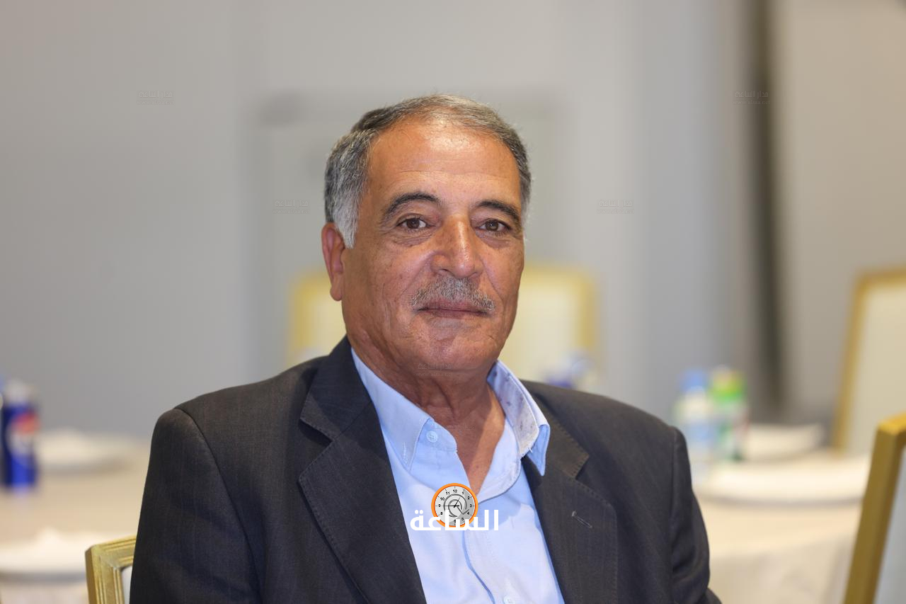 Madar Al-Saa Images 0.748150626714893