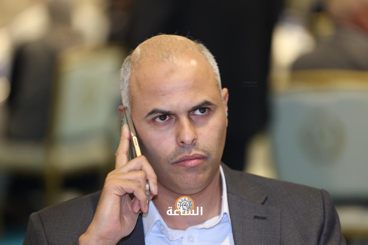 Madar Al-Saa Images 0.863583509244499