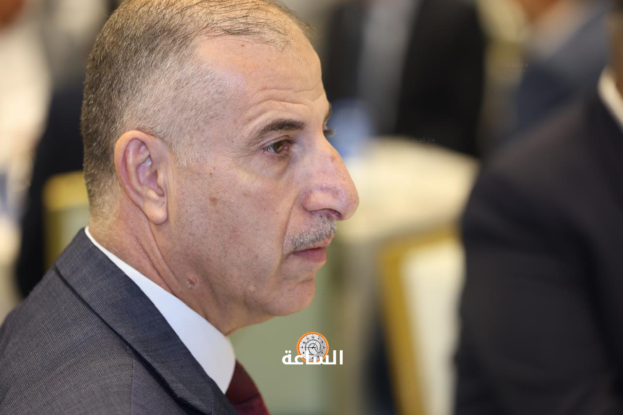 Madar Al-Saa Images 0.5995892084750409