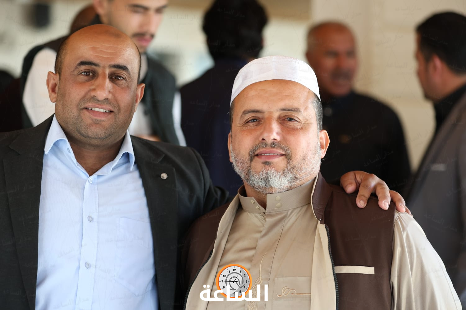 Madar Al-Saa Images 0.4102537274837431