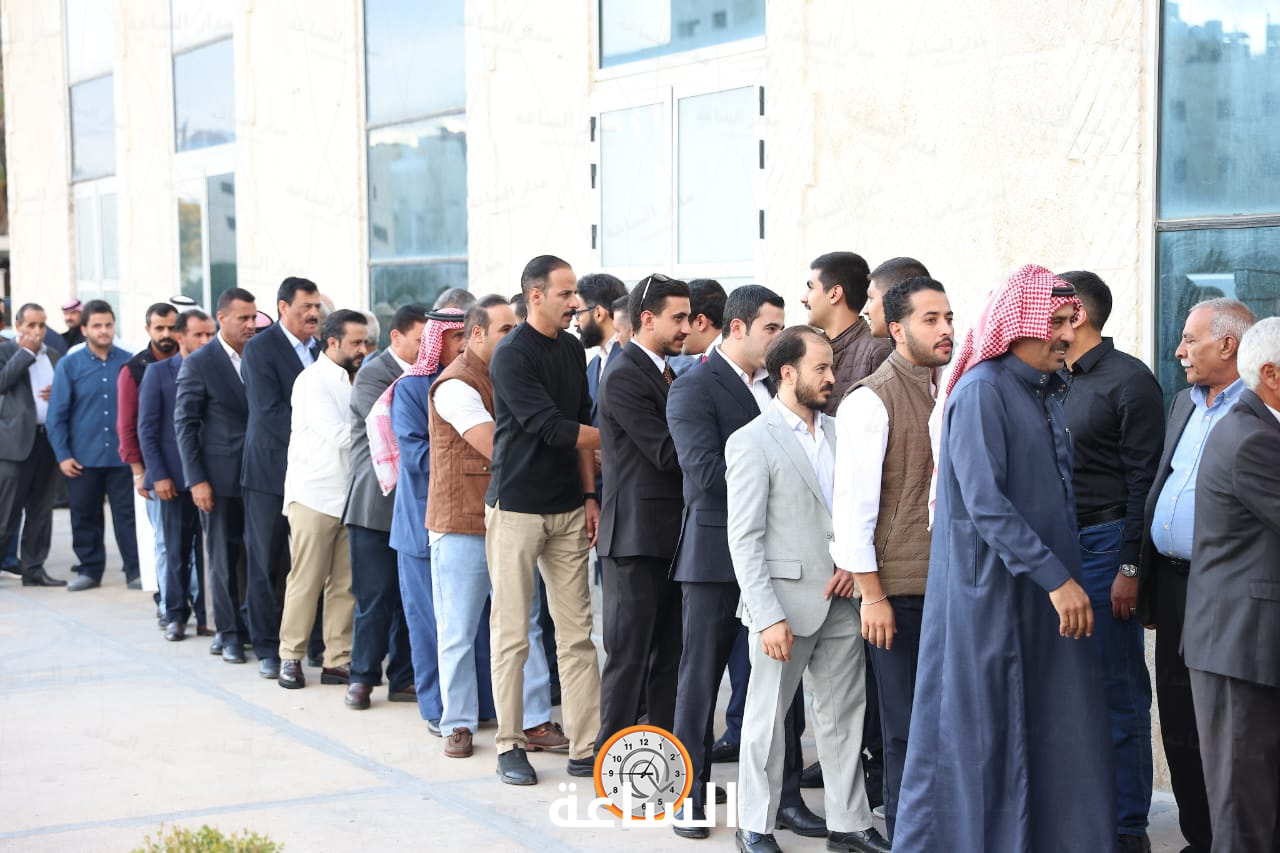 Madar Al-Saa Images 0.49229045620759315