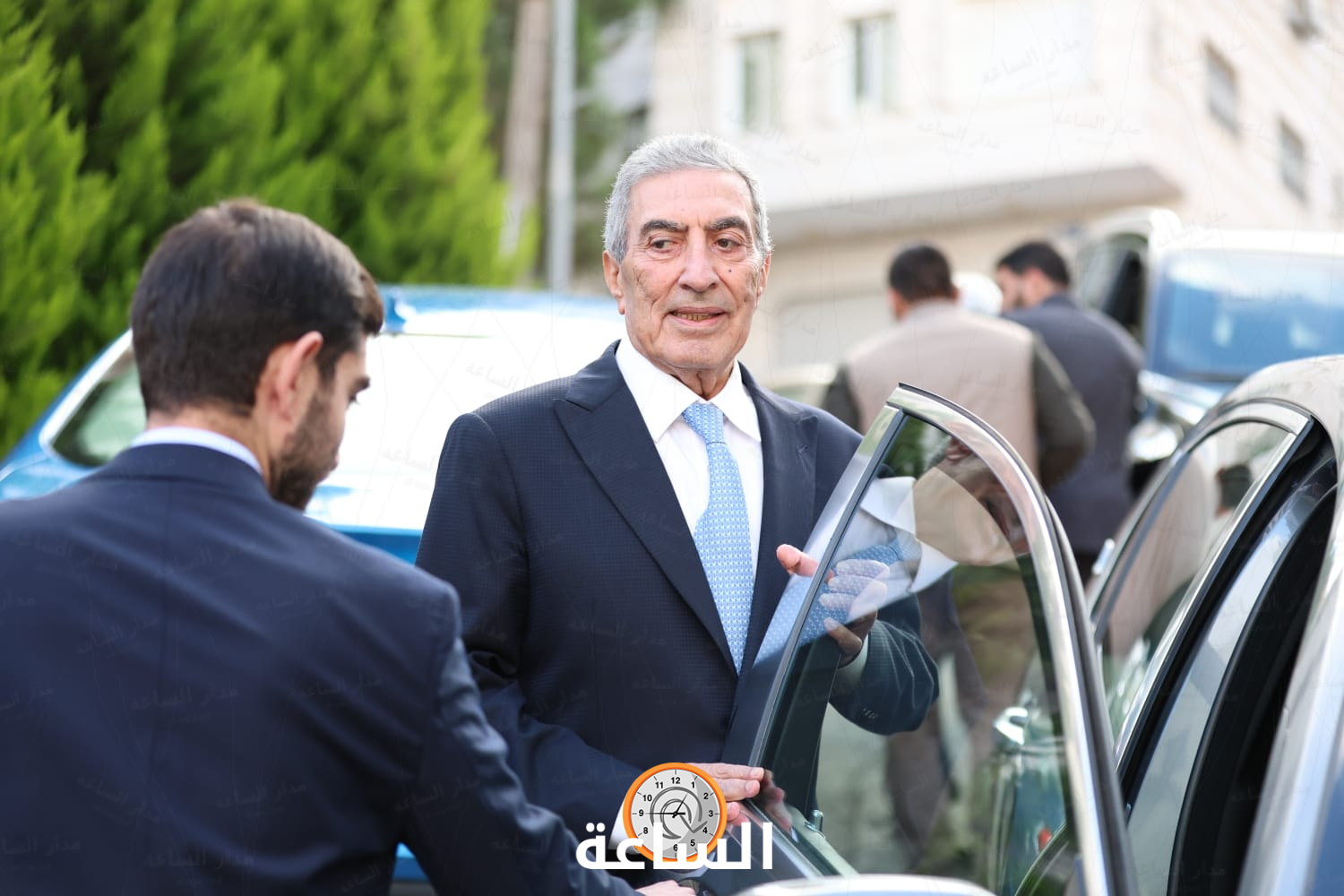 Madar Al-Saa Images 0.46135842684644224