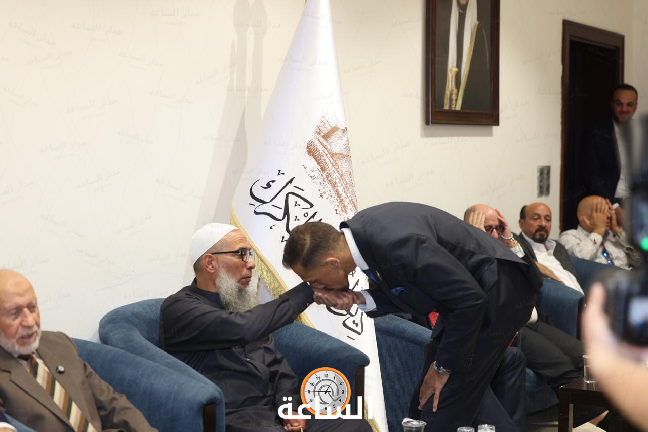 Madar Al-Saa Images 0.28242495187566174