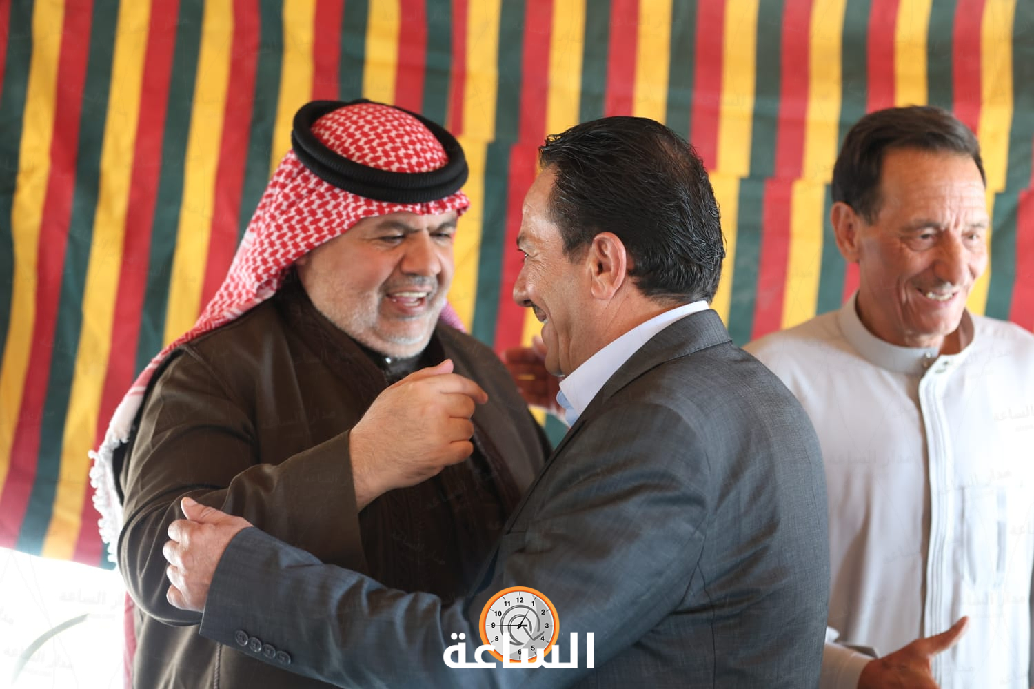 Madar Al-Saa Images 0.19229920364391784