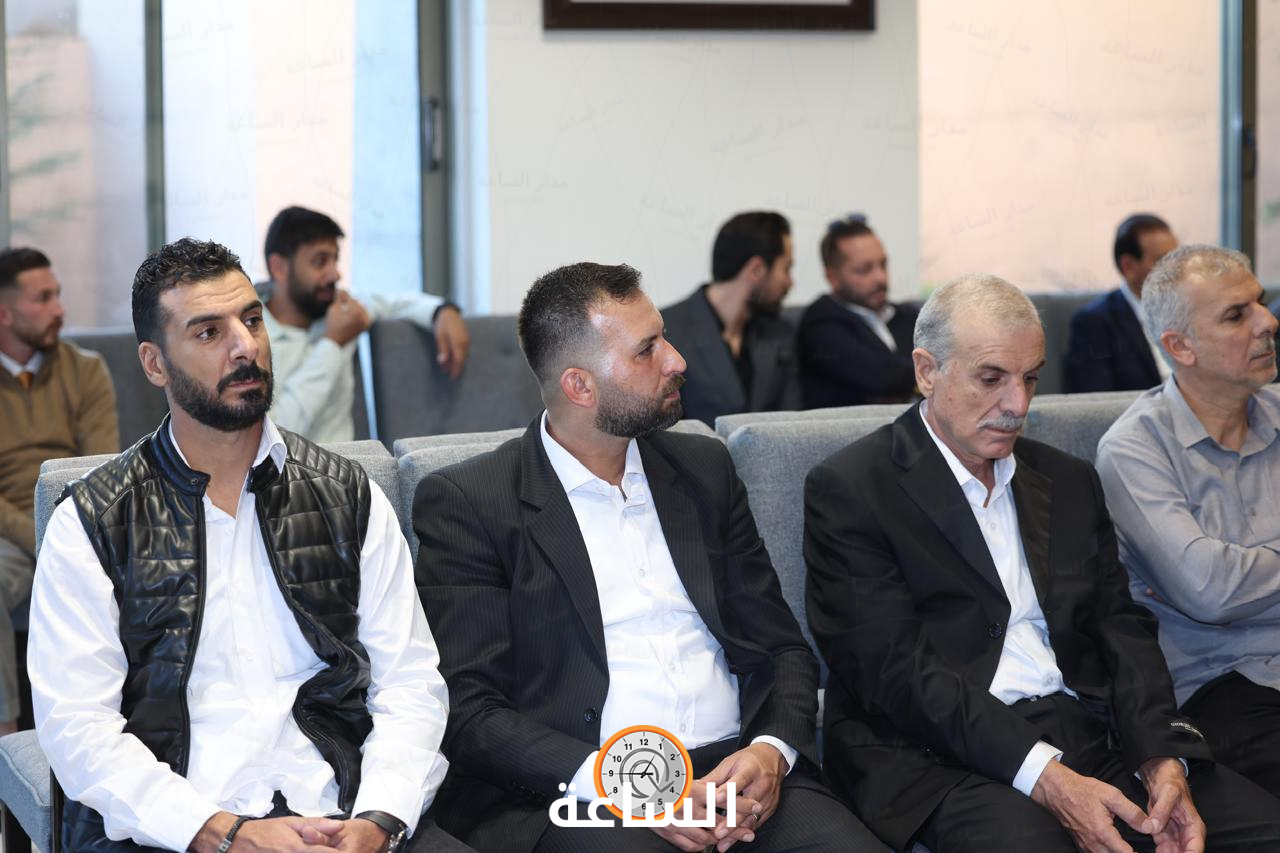 Madar Al-Saa Images 0.6778973867524255