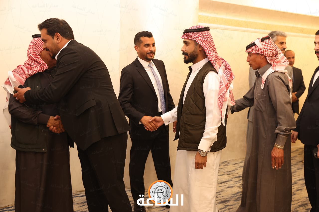 Madar Al-Saa Images 0.4771488354756436