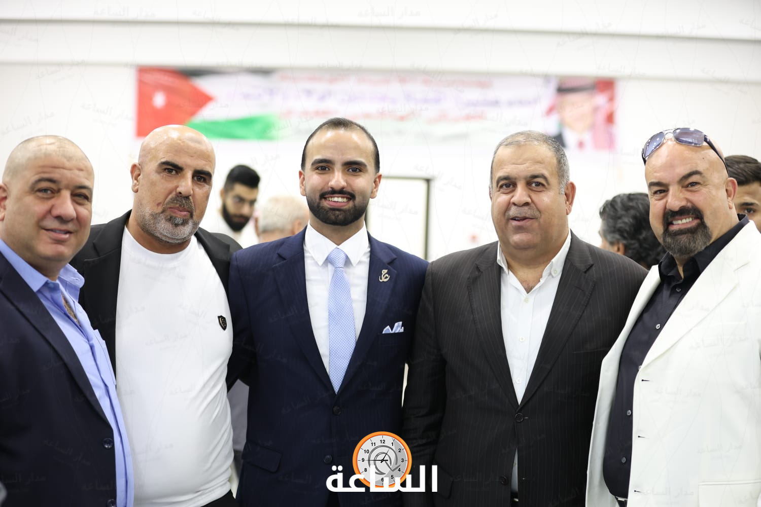 Madar Al-Saa Images 0.25469181772583804