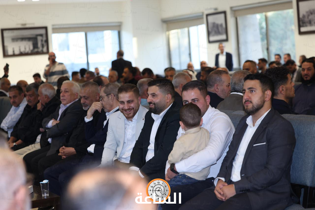 Madar Al-Saa Images 0.44896129708262045