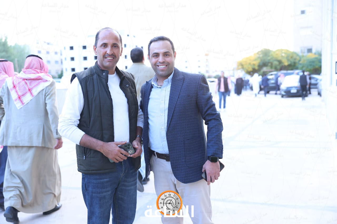 Madar Al-Saa Images 0.10243947401902476