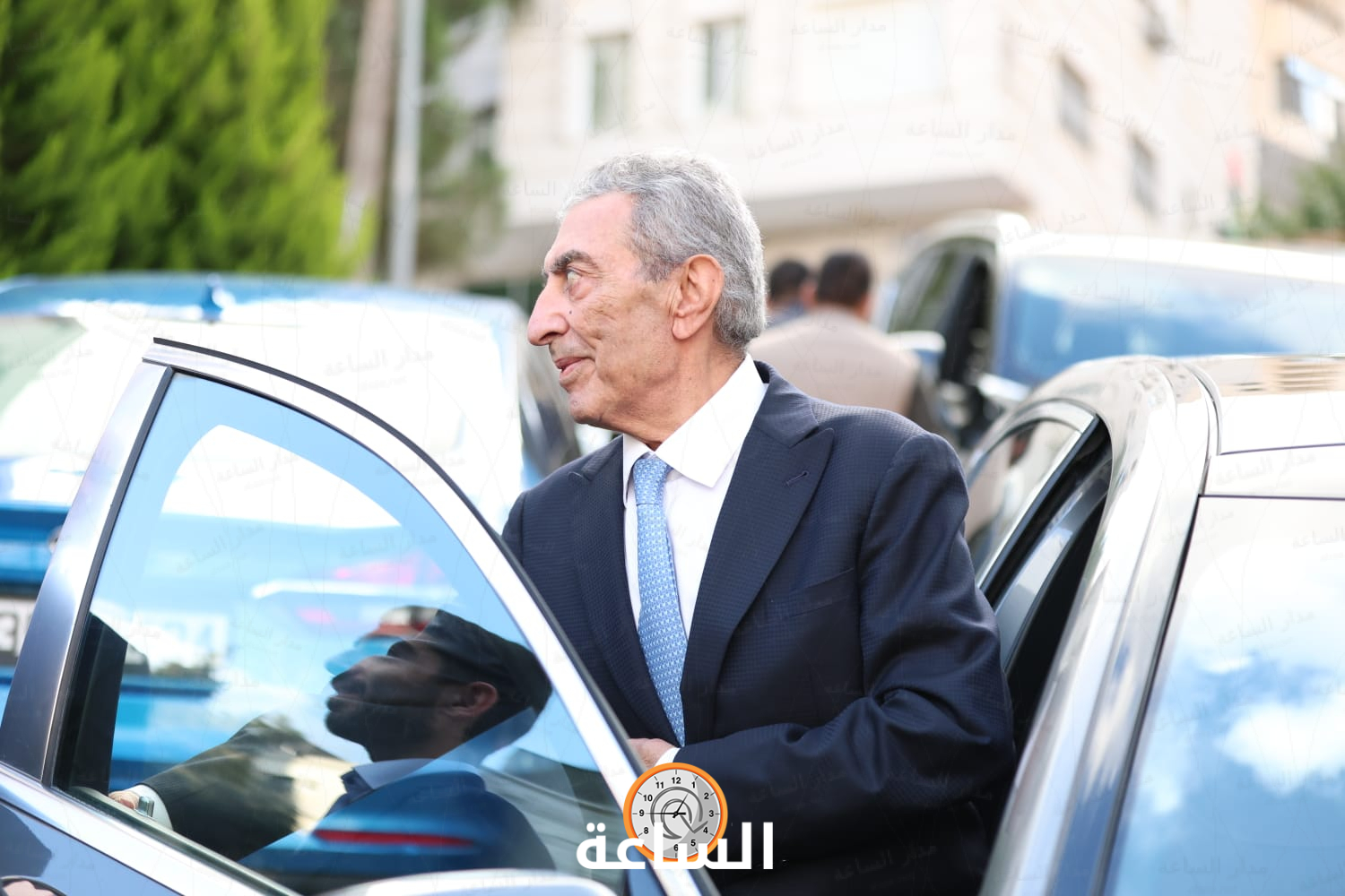 Madar Al-Saa Images 0.02534359611887982
