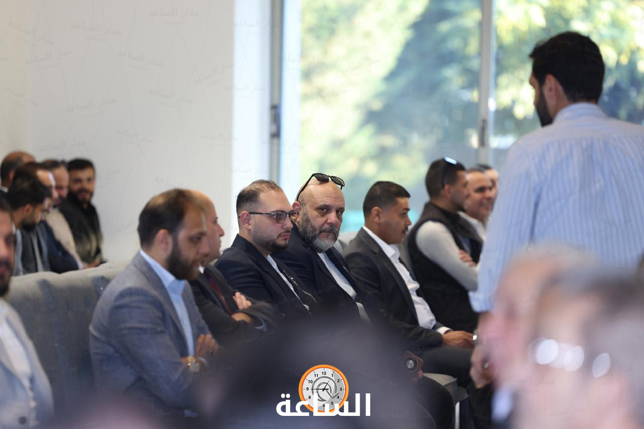 Madar Al-Saa Images 0.05372835595035663