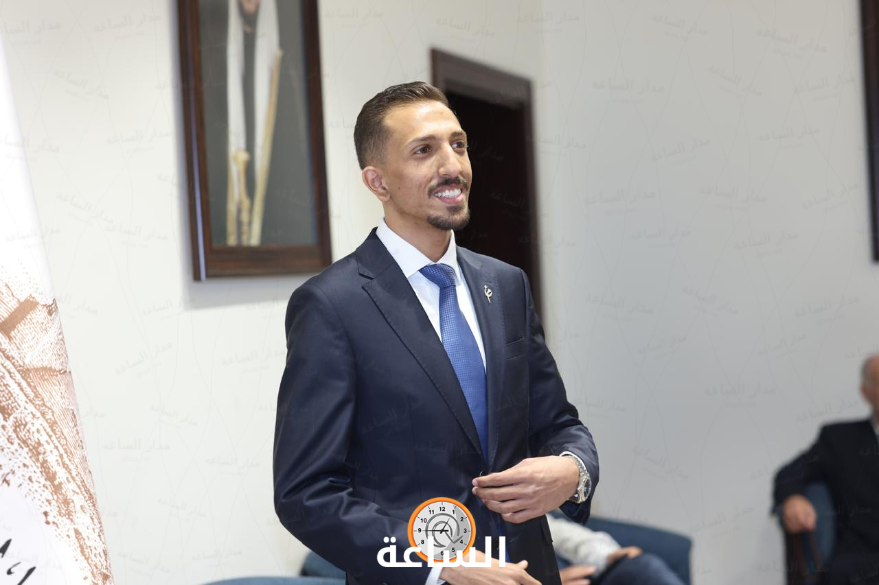 Madar Al-Saa Images 0.895524980122724