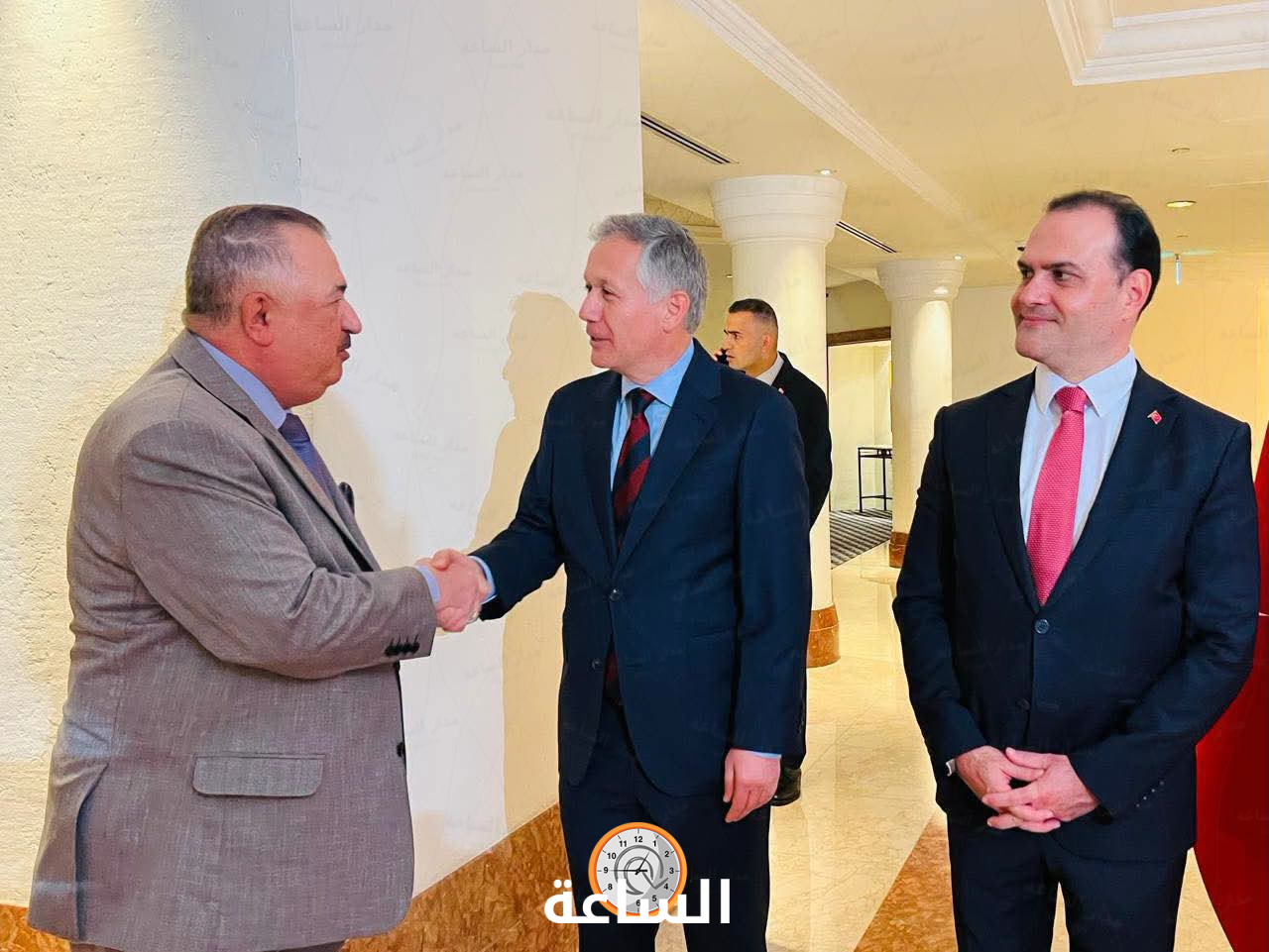 Madar Al-Saa Images 0.11697860489185175