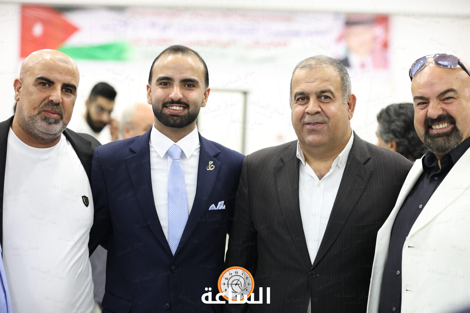 Madar Al-Saa Images 0.31515623232151435