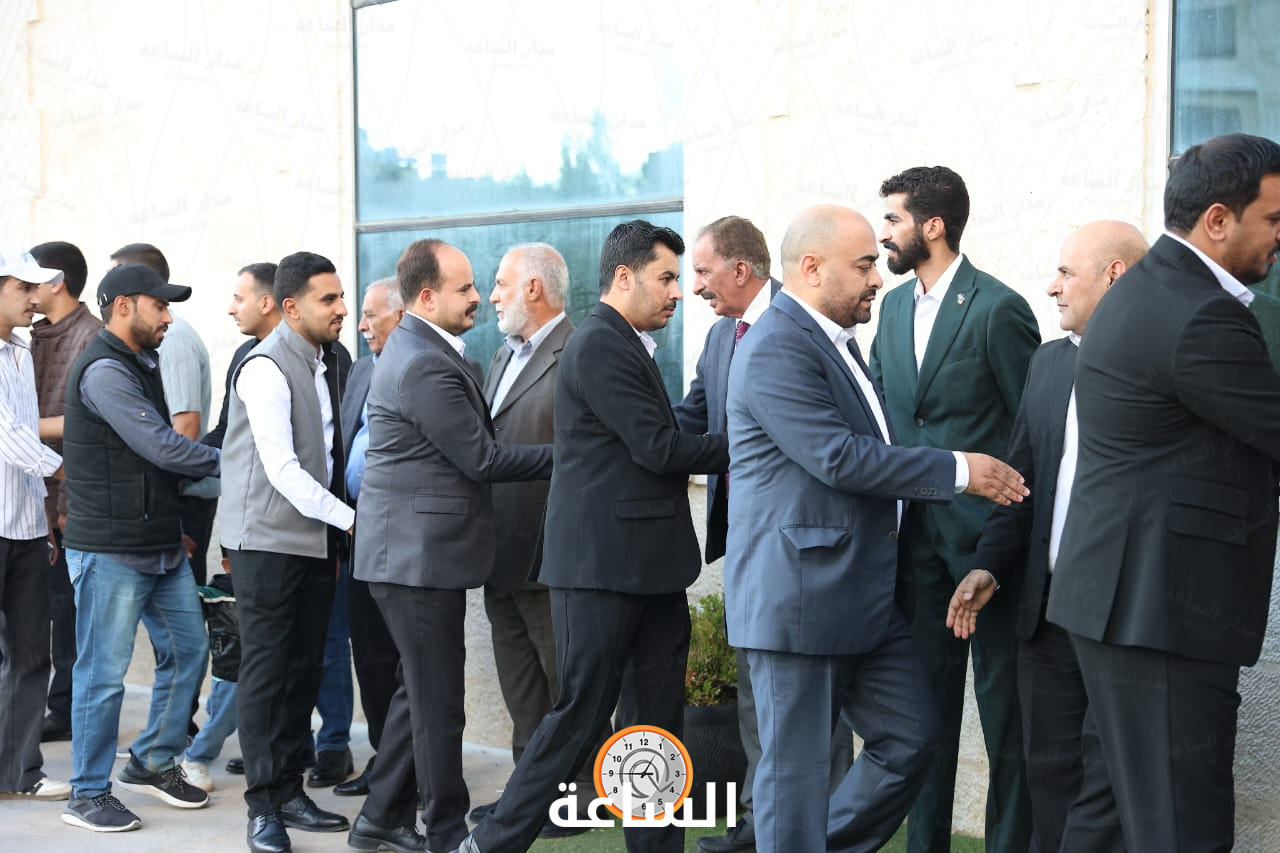 Madar Al-Saa Images 0.9273987151252581