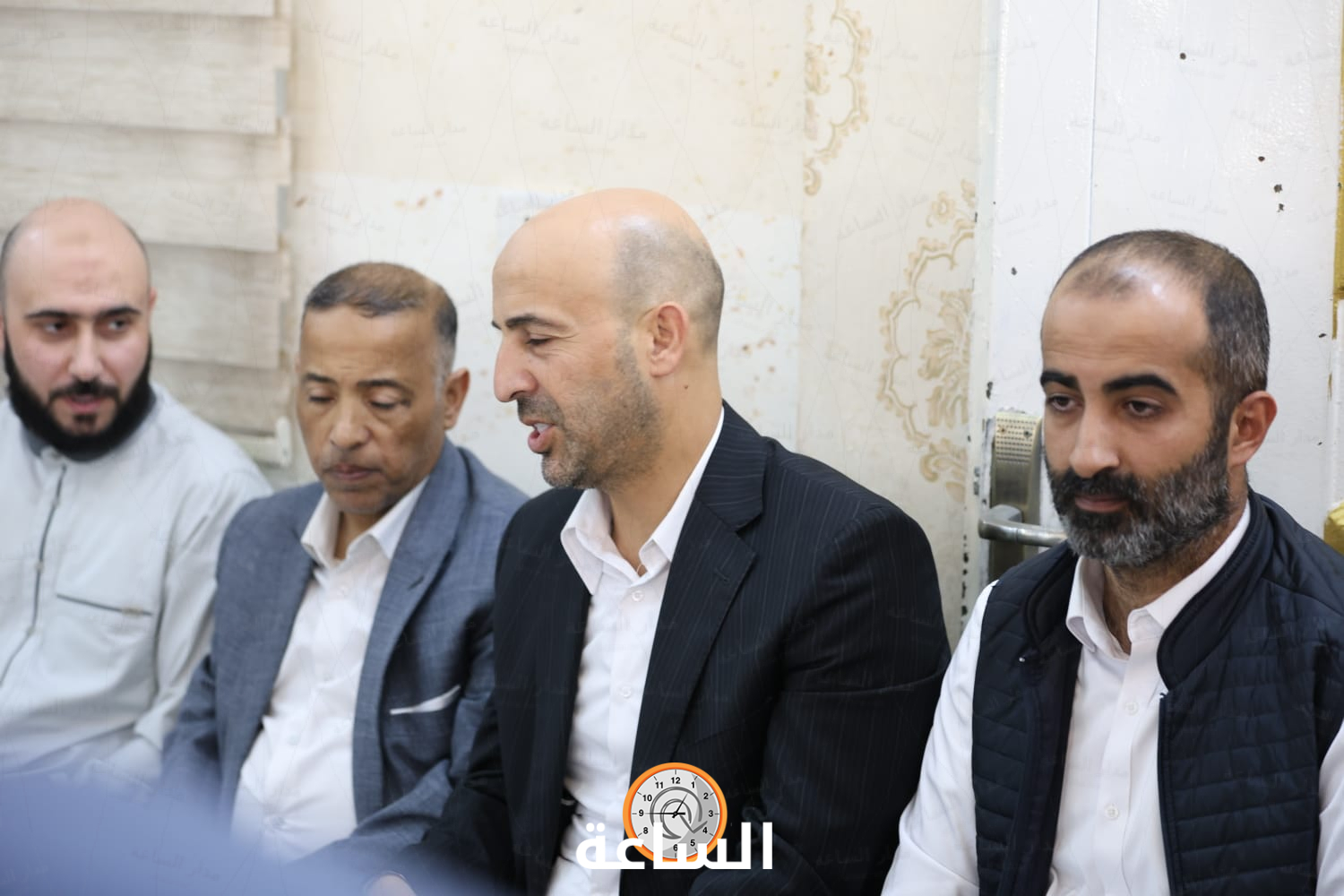 Madar Al-Saa Images 0.7489564595515374