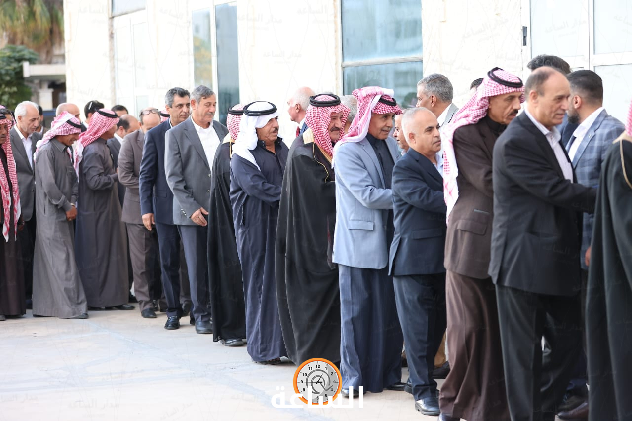 Madar Al-Saa Images 0.9240758790637291