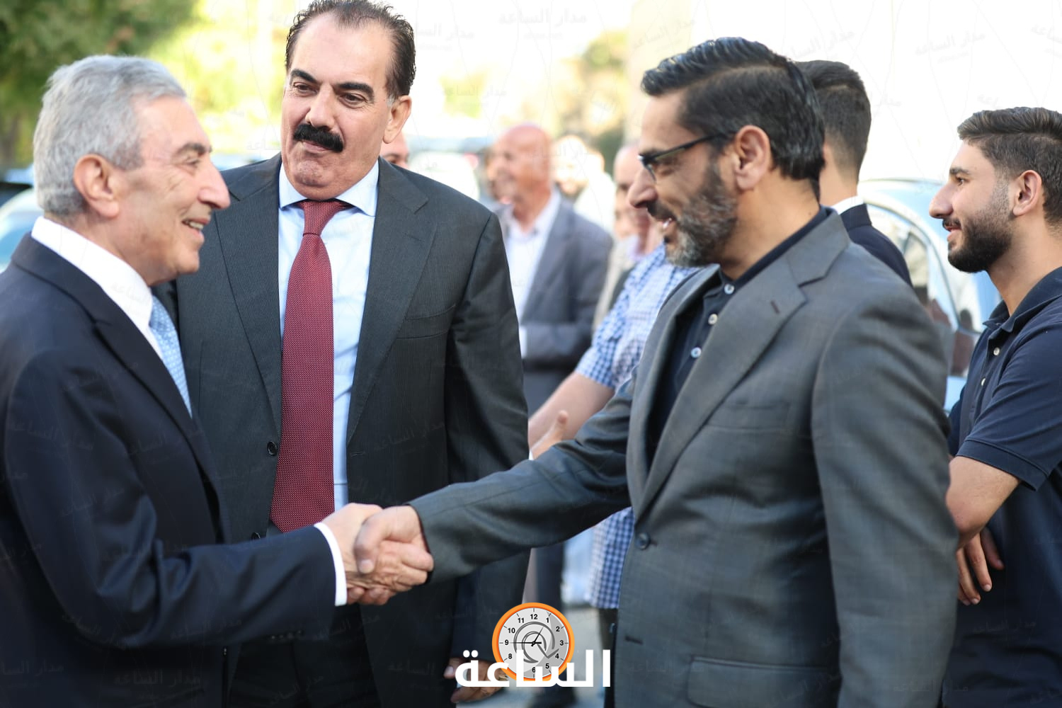 Madar Al-Saa Images 0.1947370900778187