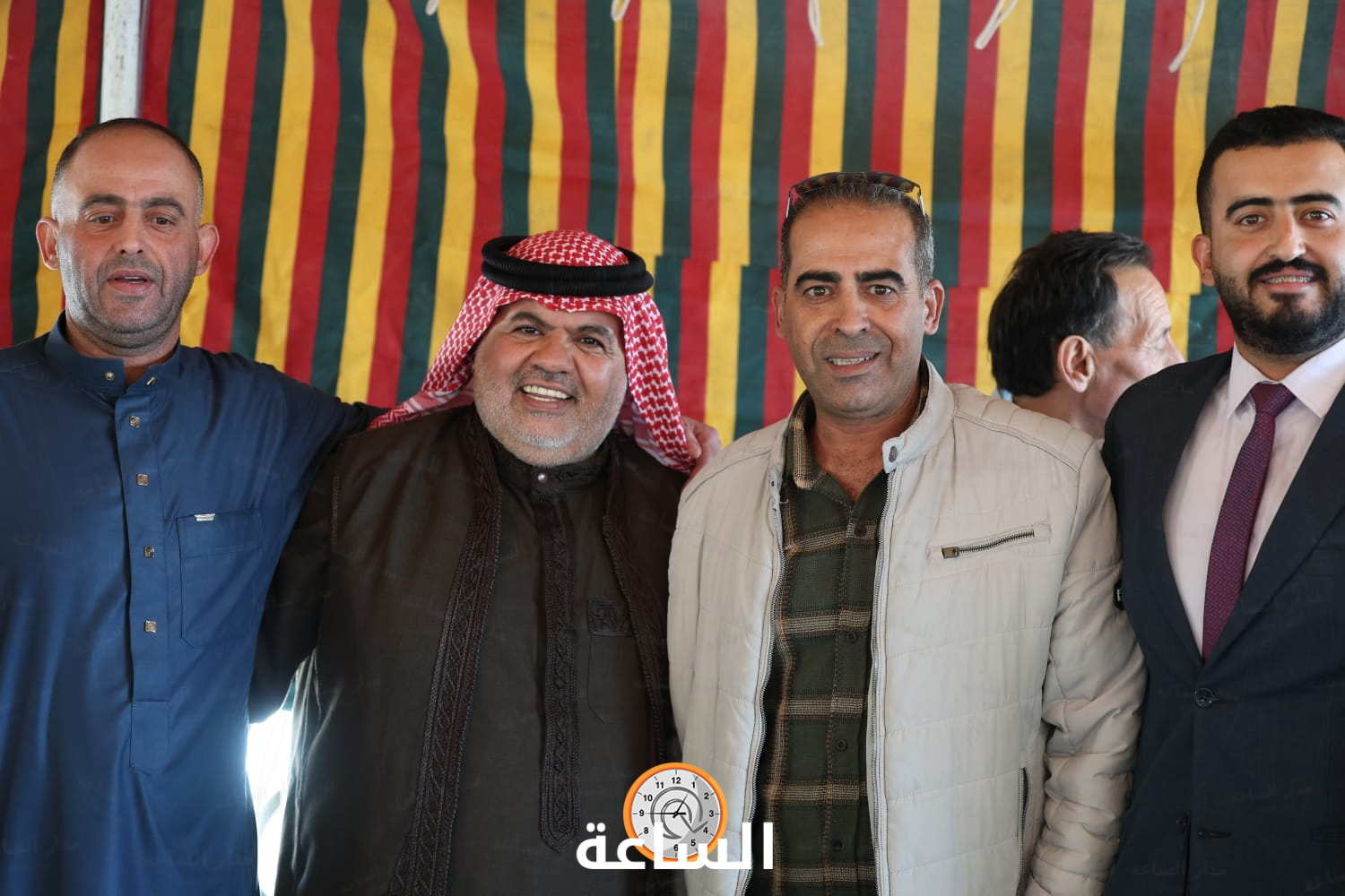 Madar Al-Saa Images 0.19785471256907639
