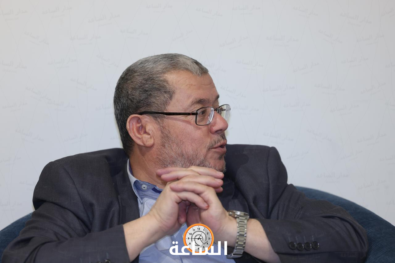 Madar Al-Saa Images 0.16659661778274815
