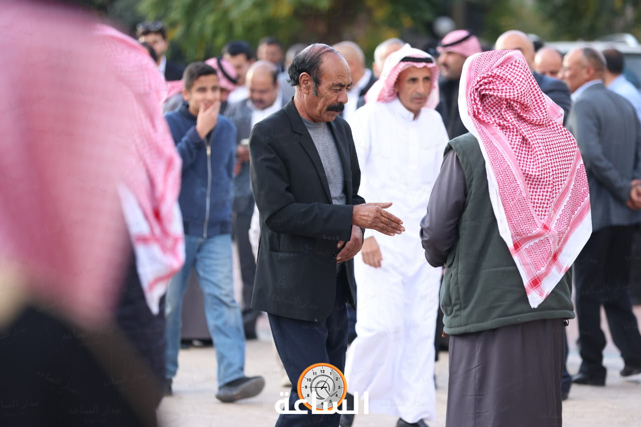 Madar Al-Saa Images 0.8891192679669133