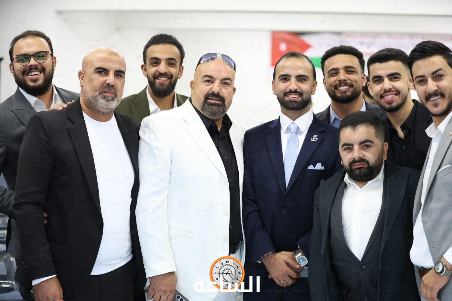 Madar Al-Saa Images 0.8224071442815882