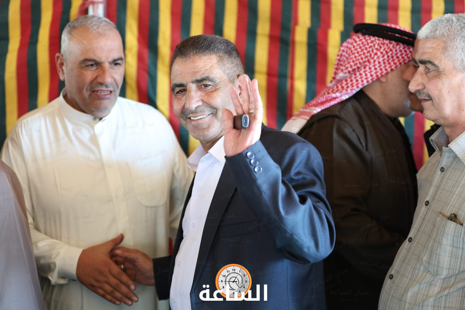 Madar Al-Saa Images 0.7300001522704886