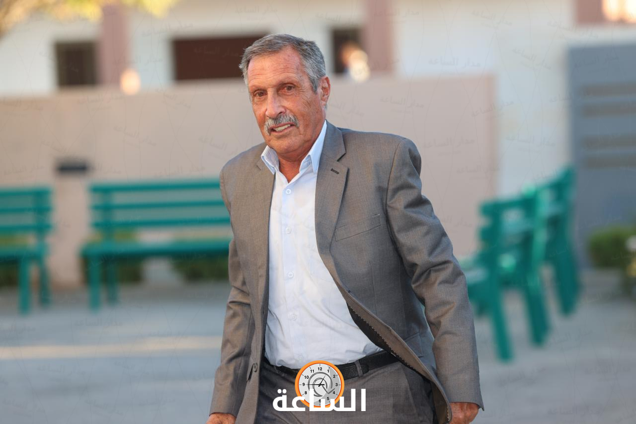 Madar Al-Saa Images 0.17500873279025586