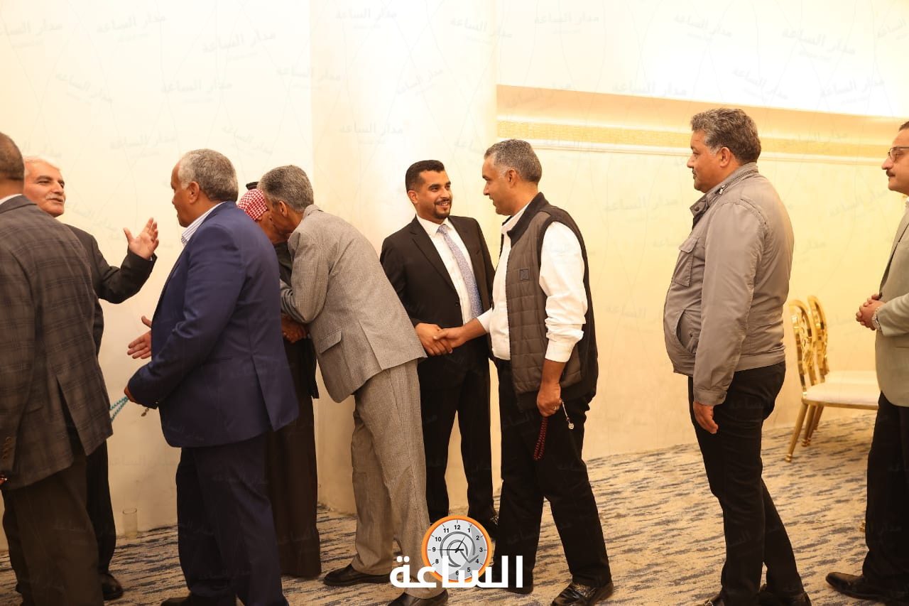 Madar Al-Saa Images 0.42222386923509203