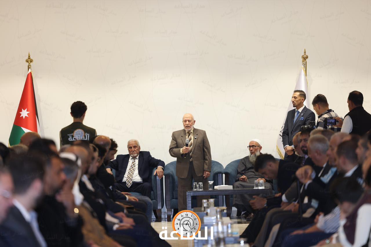 Madar Al-Saa Images 0.2697973419002867
