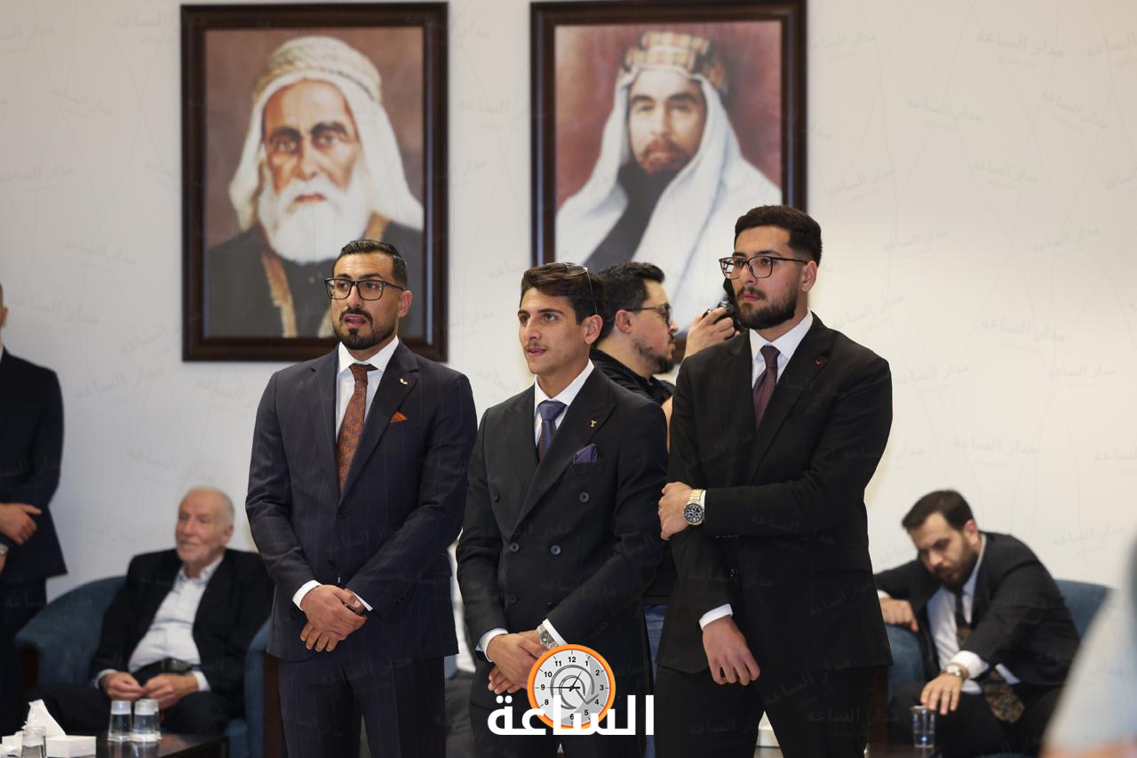 Madar Al-Saa Images 0.14356101010837574