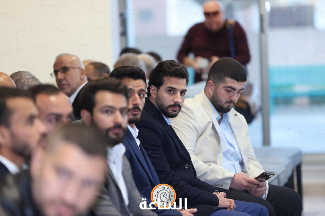 Madar Al-Saa Images 0.43039056649900465
