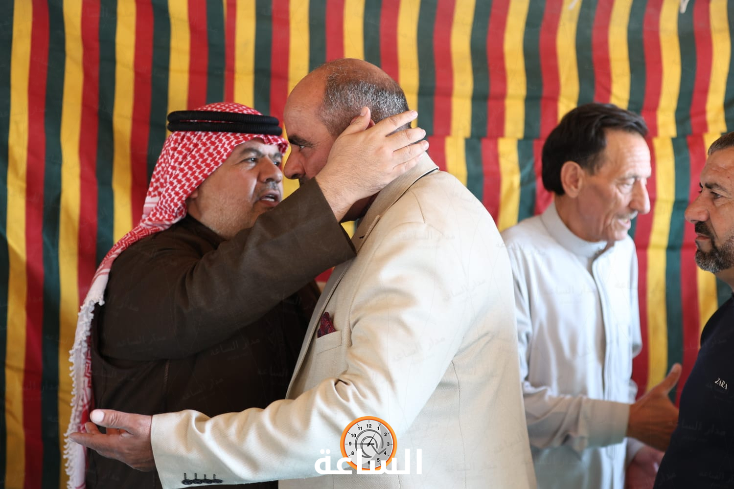 Madar Al-Saa Images 0.3643262364939116