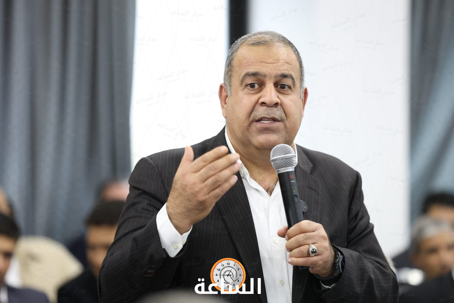 Madar Al-Saa Images 0.34799040533378156