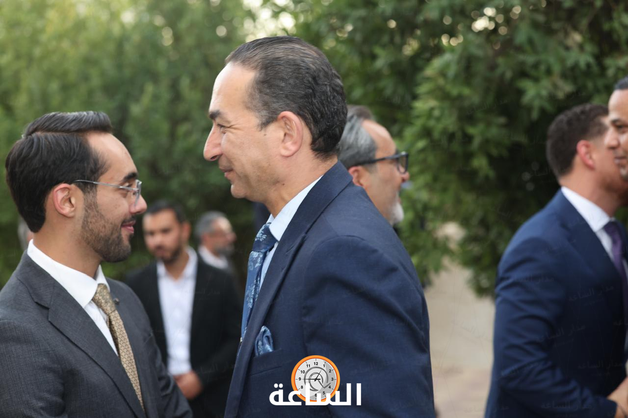 Madar Al-Saa Images 0.5790065576188198