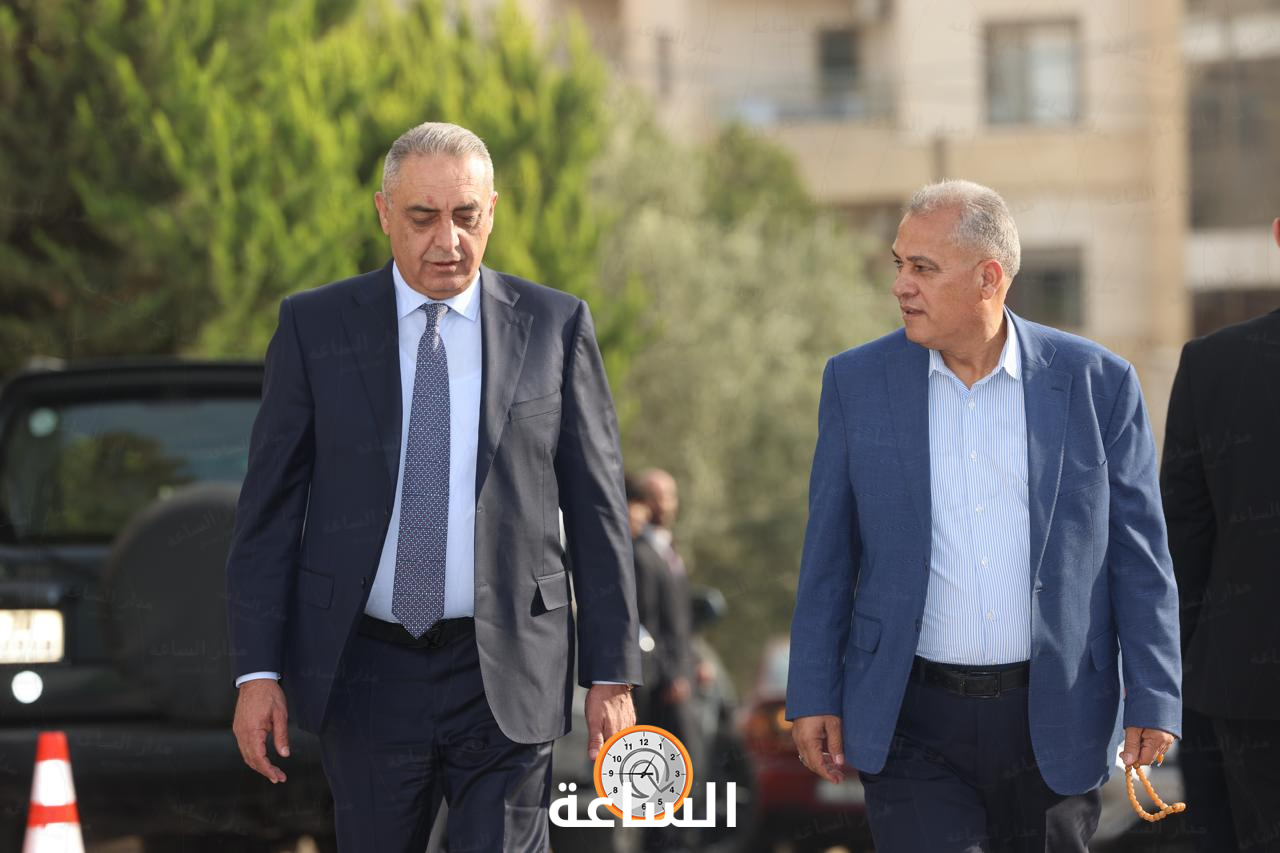 Madar Al-Saa Images 0.23374852309589855